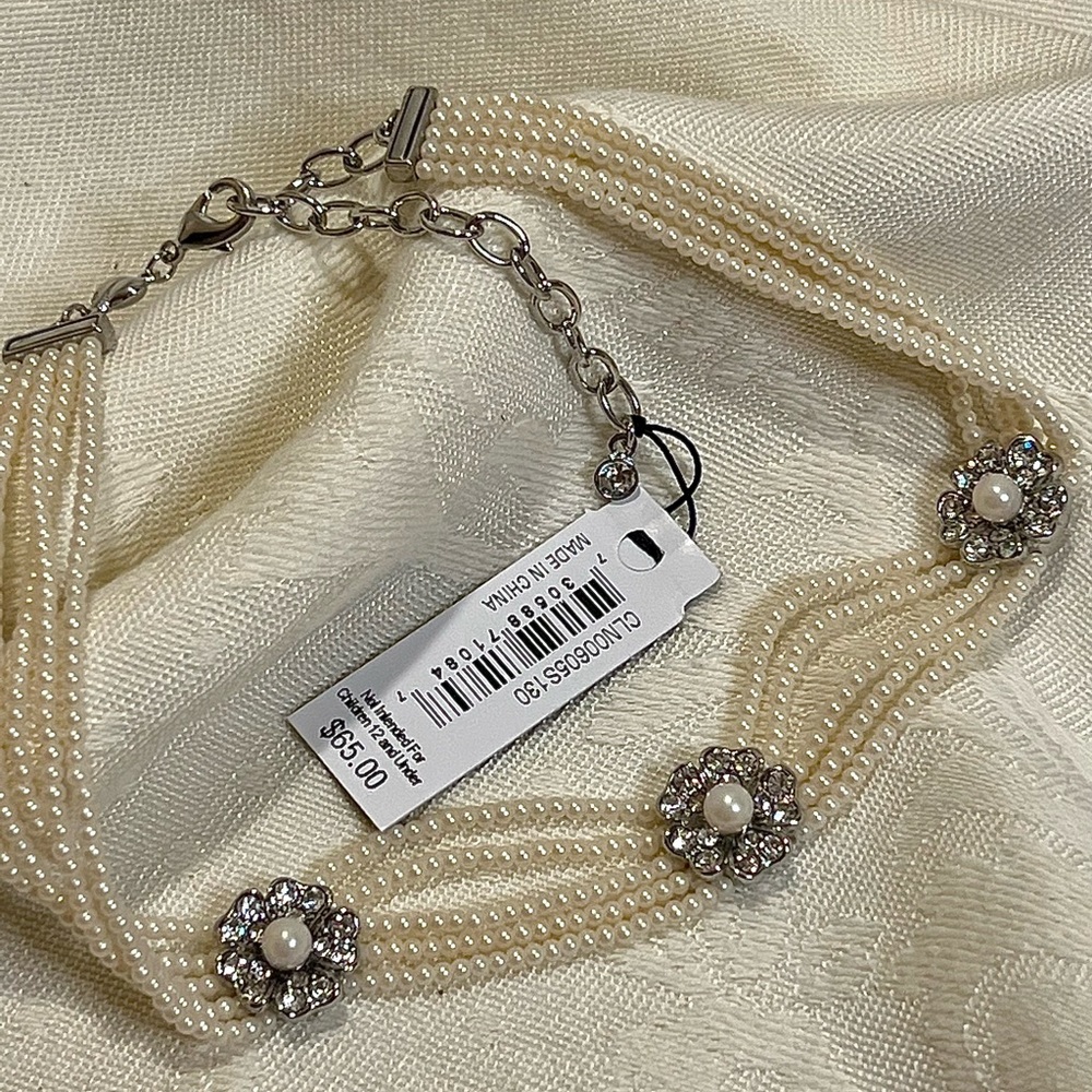 Carolee Choker